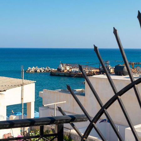 Lovely Sea View Apartment At The Heart Of The Town Ierápetra Екстериор снимка