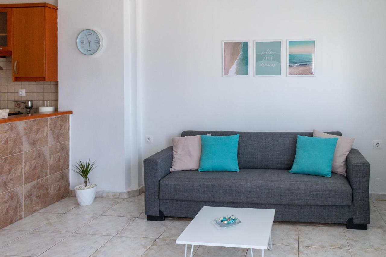 Lovely Sea View Apartment At The Heart Of The Town Ierápetra Екстериор снимка